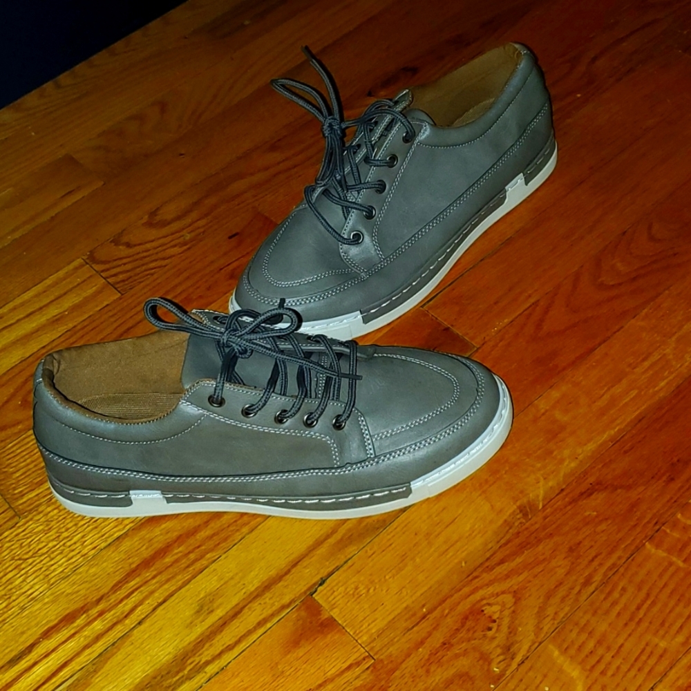 Mens shoes size 7